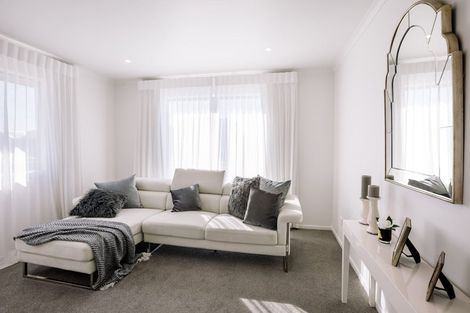 Photo of property in 10 Overton Street, Rototuna North, 3210