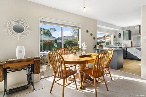 Photo of property in 1/46 Aviemore Drive, Highland Park, Auckland, 2010