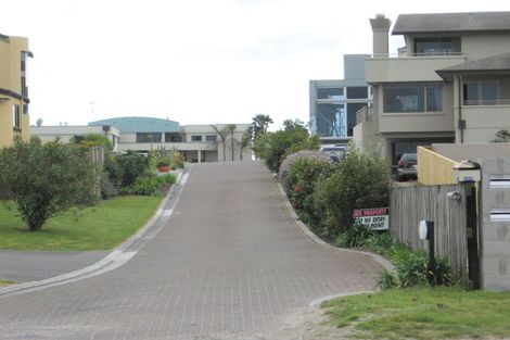 Photo of property in 211a Papamoa Beach Road, Papamoa Beach, Papamoa, 3118