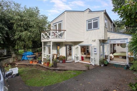 Photo of property in 17 Anglesea Street, Freemans Bay, Auckland, 1011