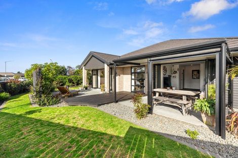 Photo of property in 1 Blanche Road, Papamoa Beach, Papamoa, 3118