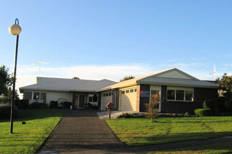 Photo of property in 11 Prospect Place, Western Heights, Hamilton, 3200