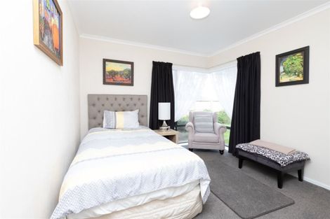 Photo of property in 69 Ayrshire Drive, Grandview Heights, Hamilton, 3200