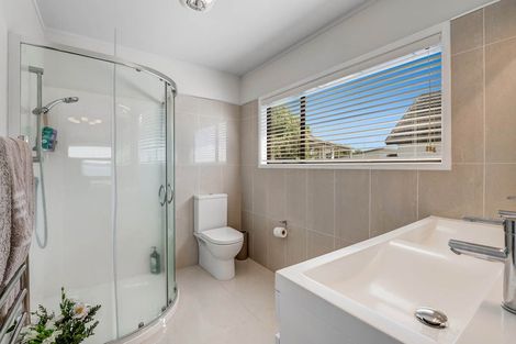 Photo of property in 19 Kahurangi Place, Snells Beach, 0920