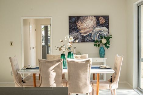 Photo of property in 7 Andy Crescent, Flat Bush, Auckland, 2016