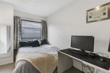 Photo of property in 45 San Valentino Drive, Henderson, Auckland, 0612