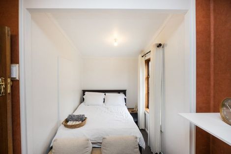 Photo of property in 148 Featherston Street, Palmerston North, 4410