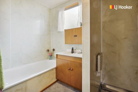 Photo of property in 2d Rennie Street, Green Island, Dunedin, 9018