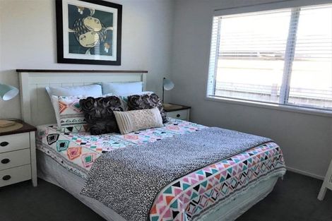 Photo of property in 38 Cyrus Street, Whalers Gate, New Plymouth, 4310