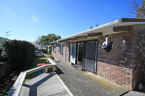 Photo of property in 27a Warkworth Grove, Bell Block, New Plymouth, 4312