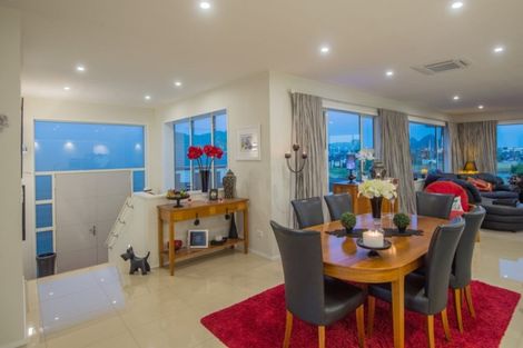 Photo of property in 28 Stace Hopper Drive, One Tree Point, 0118