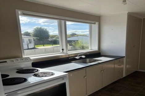Photo of property in 17 Burns Street, Dannevirke, 4930