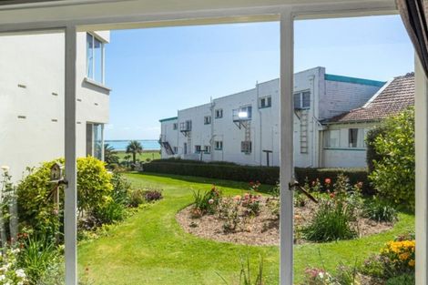 Photo of property in 1-12/48 The Bay Hill, Timaru, 7910