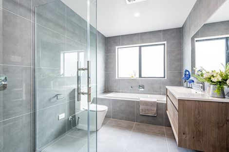 Photo of property in 22 Maika Lane, Birkenhead, Auckland, 0626