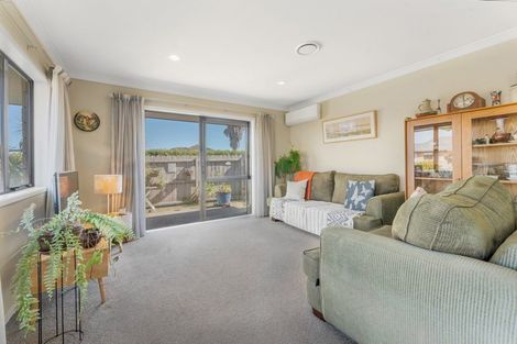 Photo of property in 18 Raphoe Road, Flat Bush, Auckland, 2019