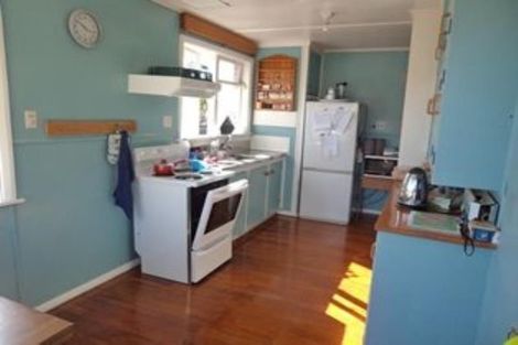 Photo of property in 37 Flay Crescent, Burnside, Christchurch, 8053