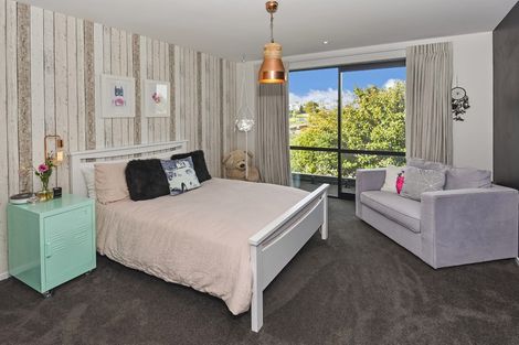 Photo of property in 64b Heathcote Road, Castor Bay, Auckland, 0620