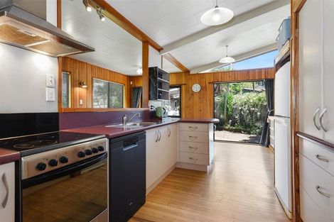 Photo of property in 6 Hawk Place, Selwyn Heights, Rotorua, 3015