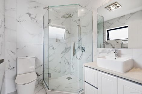 Photo of property in 4 Drover Close, Flat Bush, Auckland, 2019