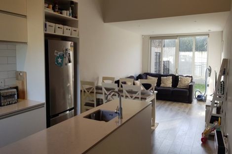 Photo of property in 14 Patiti Parade, Mangere Bridge, Auckland, 2022