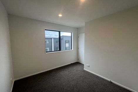 Photo of property in 2/327 Glengarry Road, Glen Eden, Auckland, 0602
