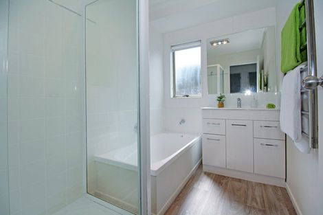 Photo of property in 18 Regalwood Place, Favona, Auckland, 2024