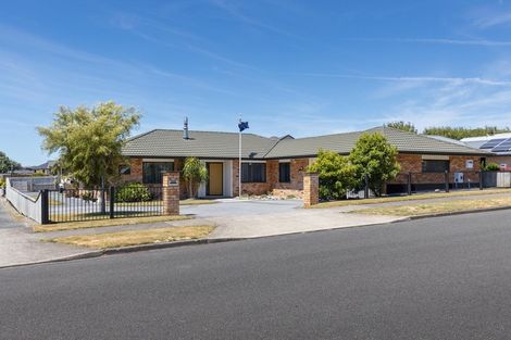 Photo of property in 70 Sunnyvale Street, Bell Block, New Plymouth, 4312