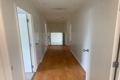 Photo of property in 164a Sunnynook Road, Sunnynook, Auckland, 0620