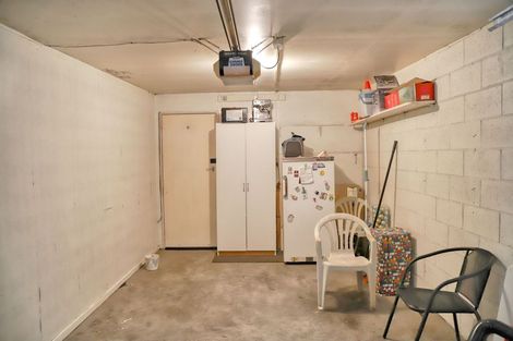 Photo of property in 2/17b Prestons Road, Redwood, Christchurch, 8051