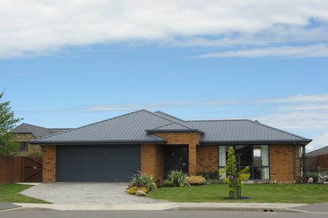 Photo of property in 7 Gerald Beattie Lane, Rangiora, 7400