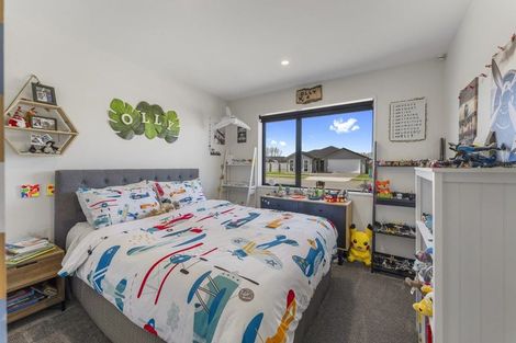 Photo of property in 30 Mcquillan Avenue, Woodend, 7610