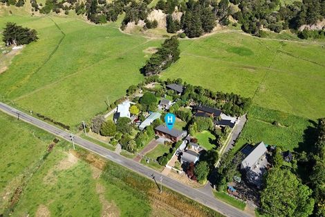 Photo of property in 1198a Okains Bay Road, Okains Bay, 7583