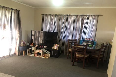 Photo of property in 1/35 Bureta Road, Otumoetai, Tauranga, 3110