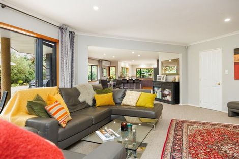Photo of property in 46 Turitea Road, Fitzherbert, Palmerston North, 4472