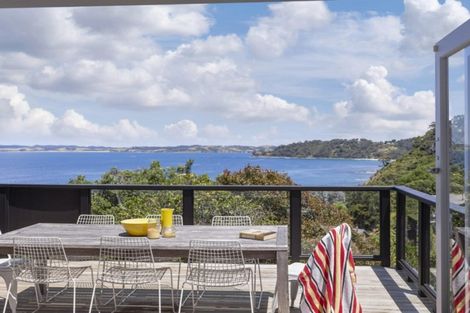 Photo of property in 24 Barrier View Road, Leigh, 0985