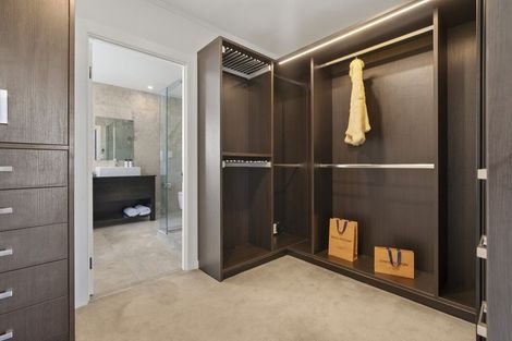 Photo of property in 12 Paritai Drive, Orakei, Auckland, 1071