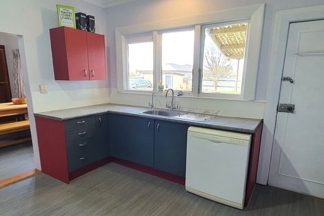 Photo of property in 63 Shearman Street, Waimate, 7924