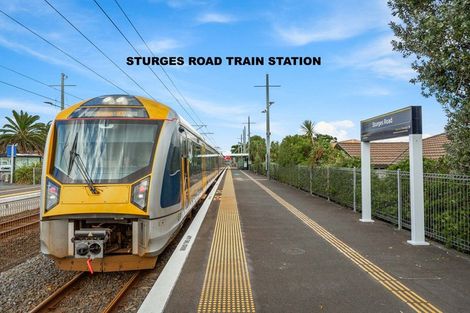 Photo of property in 5 Neta Grove, Henderson, Auckland, 0612