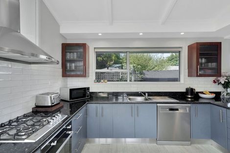 Photo of property in 6 Freebairn Street, Redwood, Christchurch, 8051