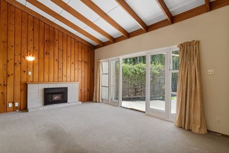 Photo of property in 1/30 Lyttelton Avenue, Forrest Hill, Auckland, 0620