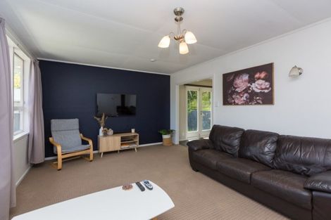Photo of property in 29 Beaumont Crescent, Frankleigh Park, New Plymouth, 4310