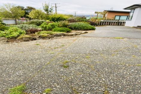 Photo of property in 61 Half Mile Road, Tuatapere, 9620