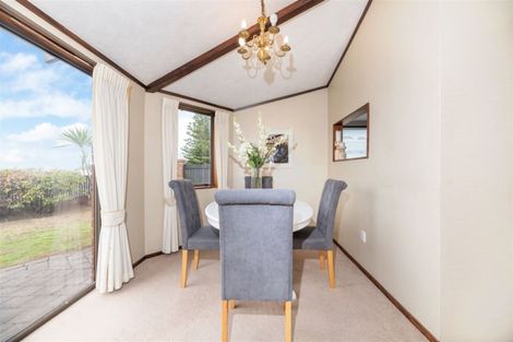 Photo of property in 1/28 Manly Esplanade, Browns Bay, Auckland, 0630