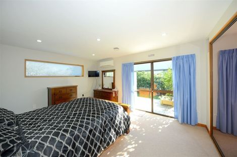 Photo of property in 220 Major Hornbrook Road, Mount Pleasant, Christchurch, 8081