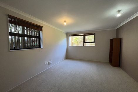 Photo of property in 8 Bruce Road, Glenfield, Auckland, 0629