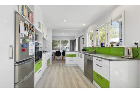 Photo of property in 3 Ruru Crescent, Heretaunga, Upper Hutt, 5018