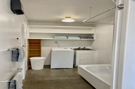 Photo of property in 3/23a Hamblyn Street, Strandon, New Plymouth, 4312