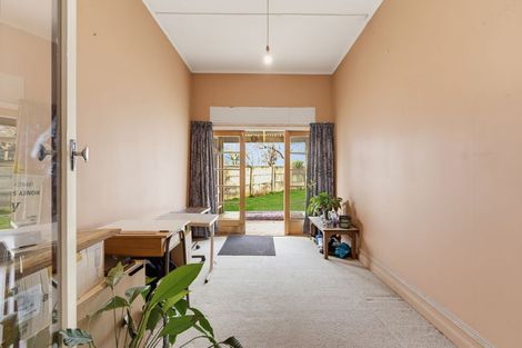 Photo of property in 15 Cambridge Terrace, East Gore, Gore, 9710