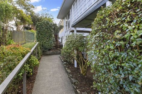 Photo of property in 1/8 Tallington Crescent, Torbay, Auckland, 0630