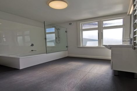 Photo of property in 77 Jeffreys Road, Fendalton, Christchurch, 8052